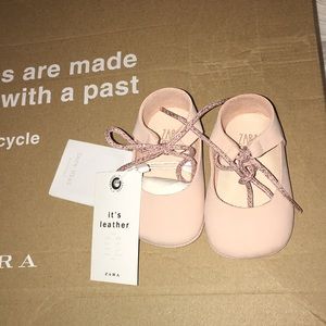 Zara mini pale pink shoes w:subtle glitter laces